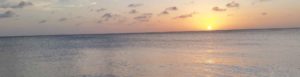 Vakantiewoning Aruba zonsondergang 2 300x77 - Zonsondergang